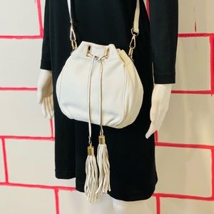 Kiber white crossbody bag with drawstring tassels